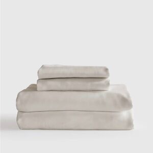 NWT- Quince Bamboo Sheet Set.